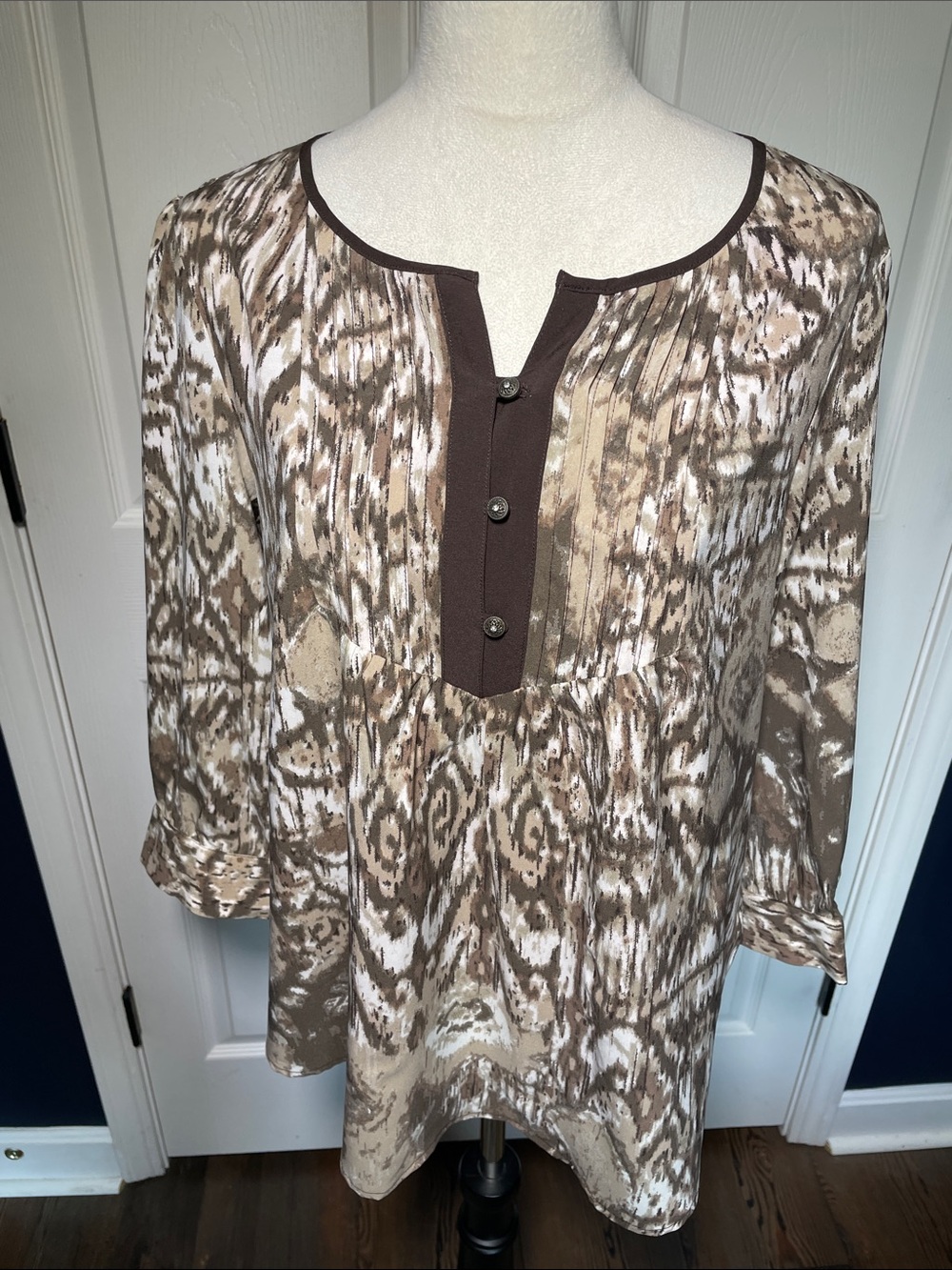 Kelly by Clinton Kelly Boho Top Brown Cream Abstract Ikat Print Blouse Sz M